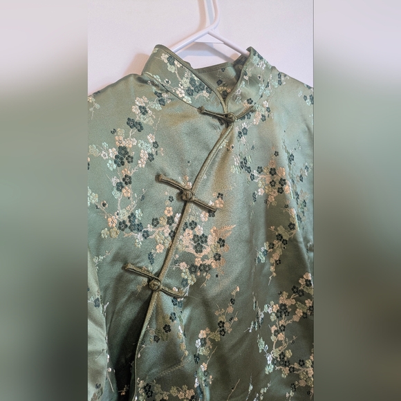 Qi Pao - Picture 7 of 10